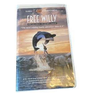 Free Willy original VHS